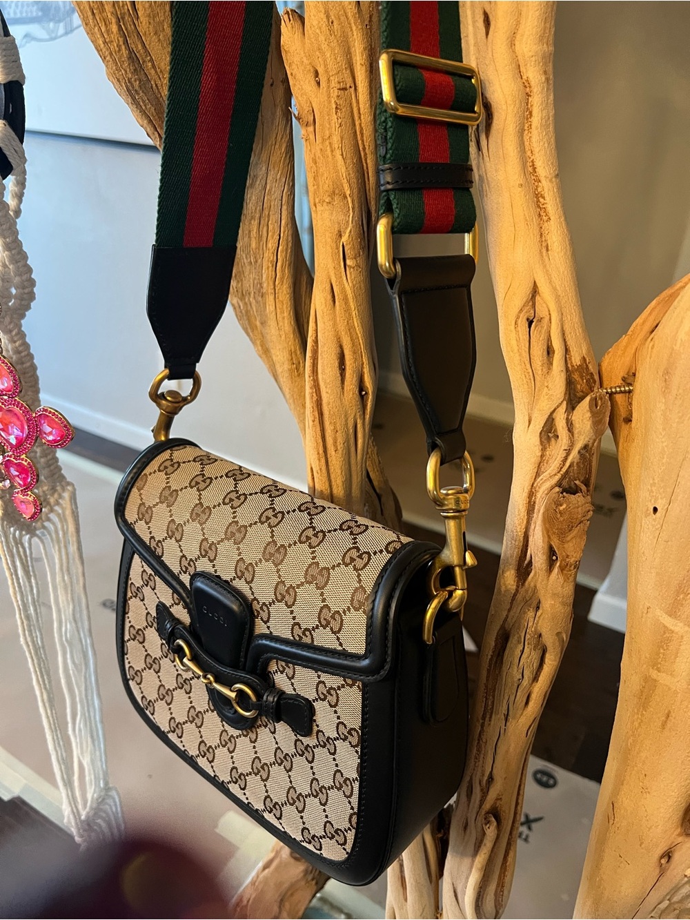 Gucci Beige Brown GG Canvas Crossbody with Green-Red Web Strap - Picture 4 of 7